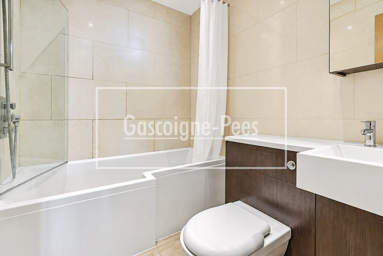 Wandsworth road, SW8, photo 10