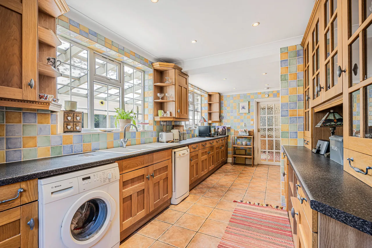 Winston Drive, Stoke D'abernon, KT11, photo 6
