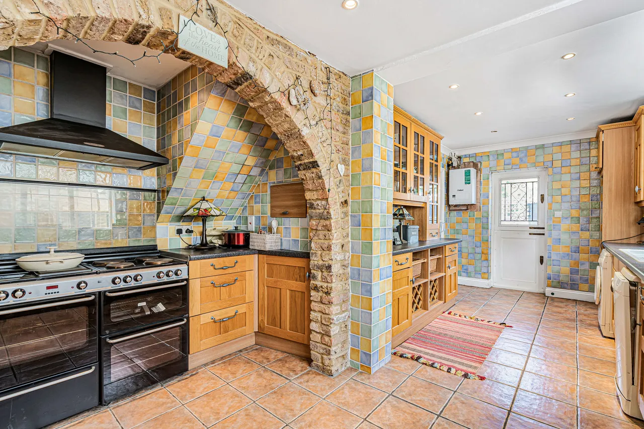 Winston Drive, Stoke D'abernon, KT11, photo 4