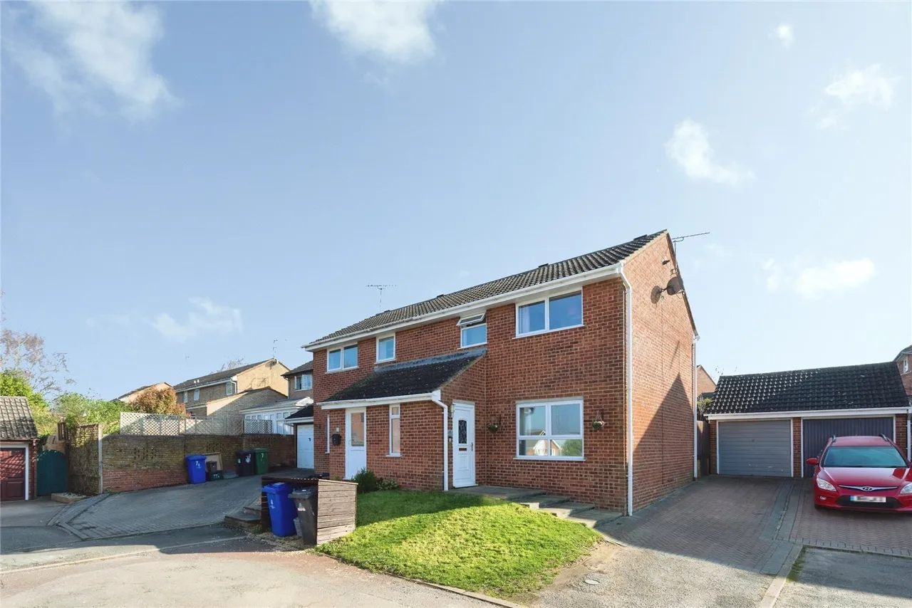 3 bed house for sale — Allens Gate, Brackley, Northamptonshire, NN13
