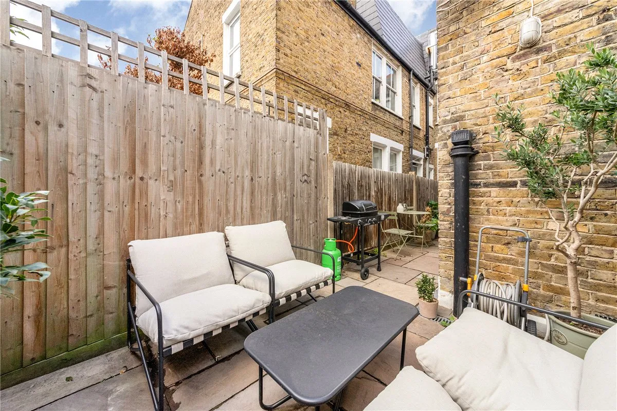 Yukon Road, London, SW12, photo 5