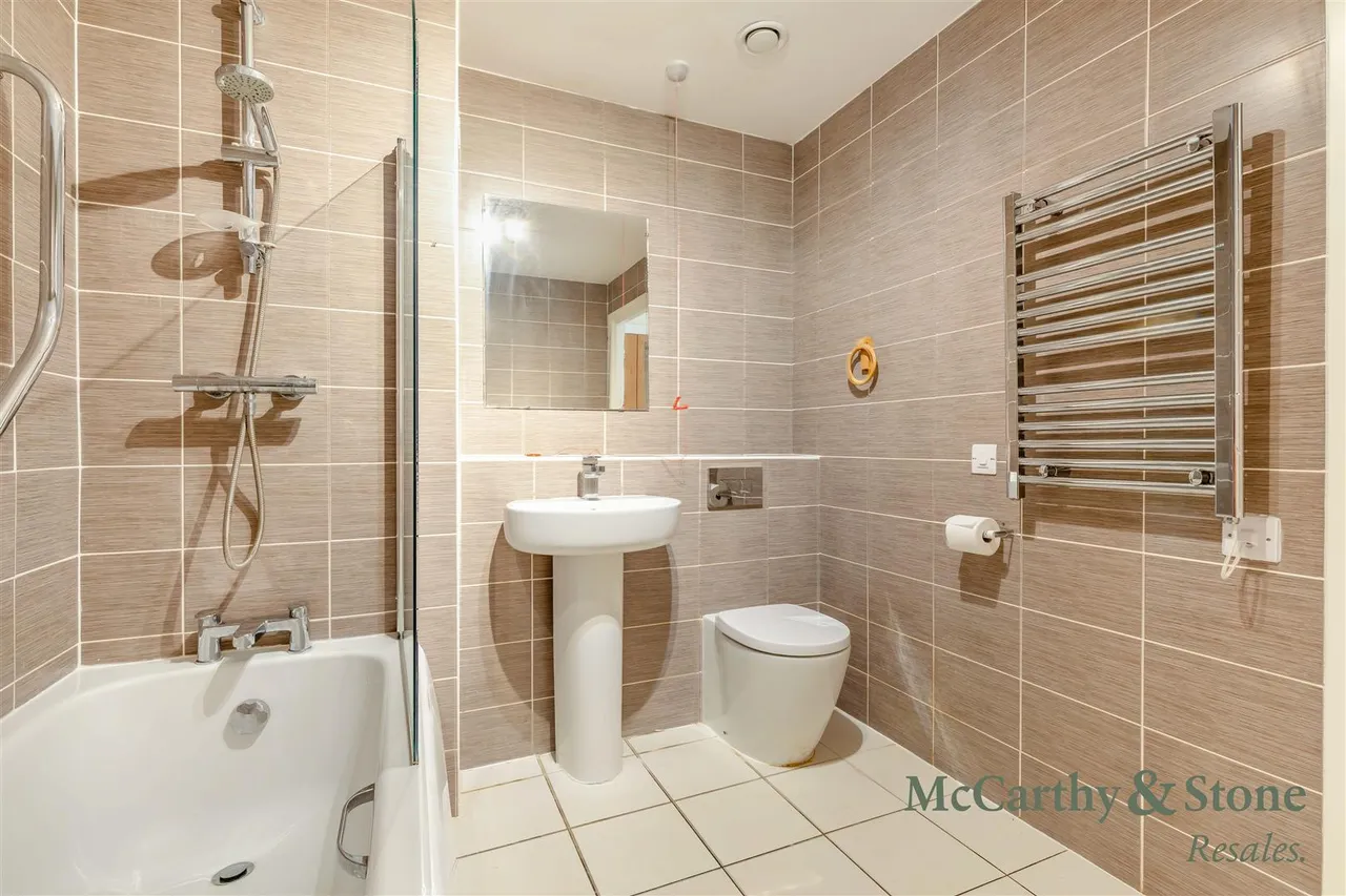 The Oval, Stafford, ST17, photo 14