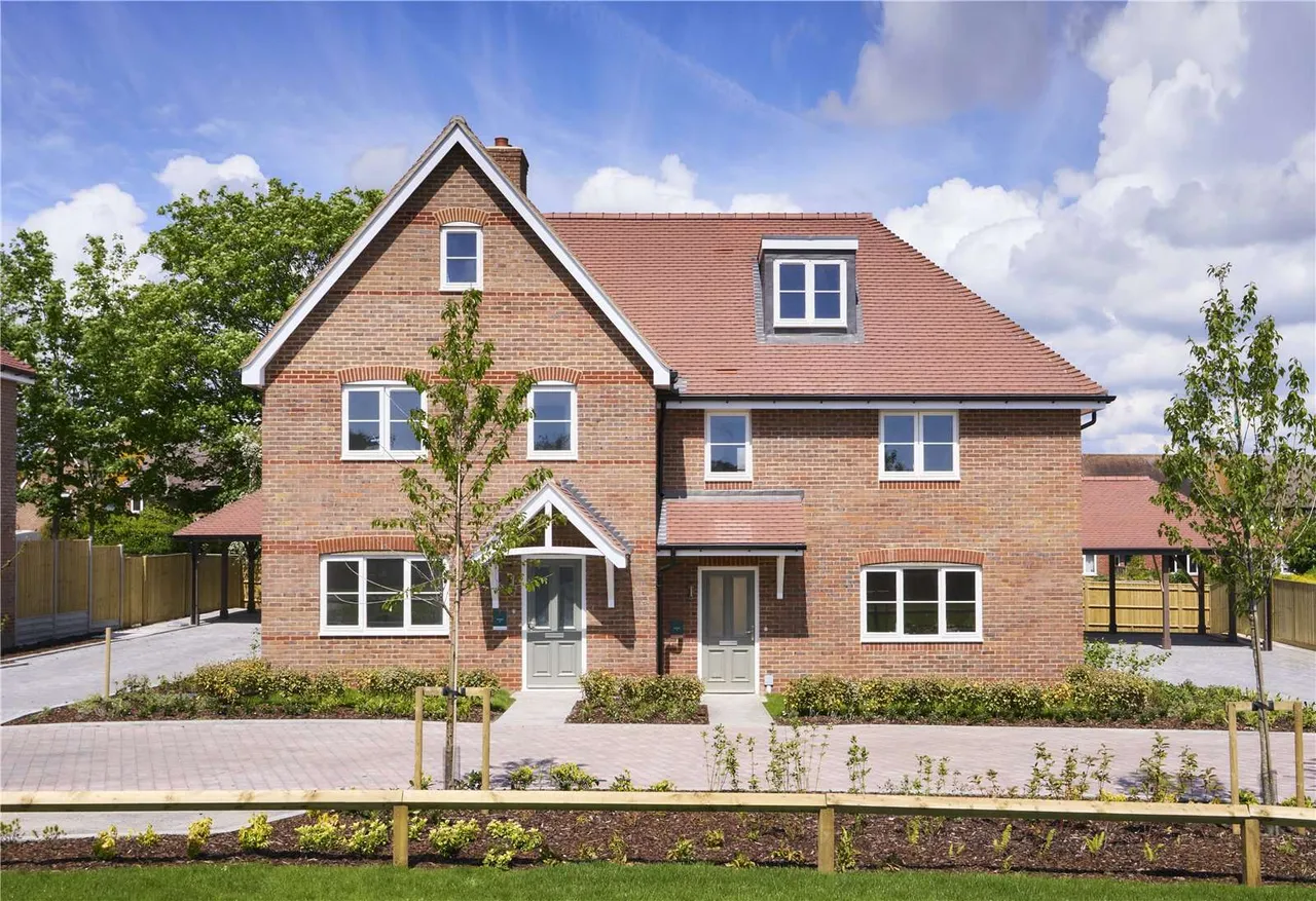 Oakley Green, Lavant, Chichester, West Sussex, PO18 0TN, photo 12