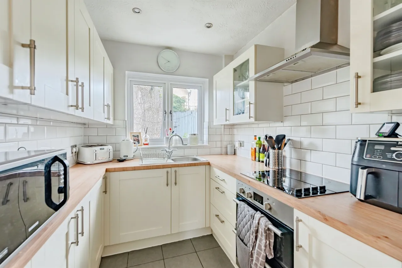 Mill Lane, Merstham, RH1, photo 6
