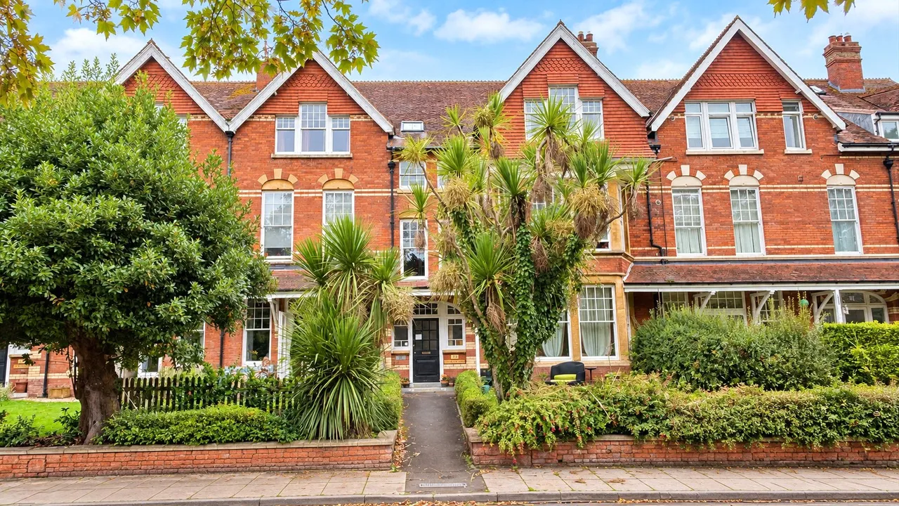 2 bed flat for sale, Blenheim Road, Minehead, TA24