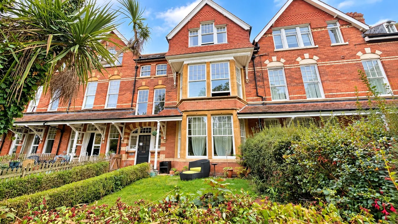 Blenheim Road, Minehead, TA24, photo 16