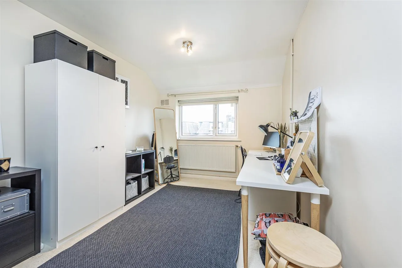 Beverley Road, Barnes, SW13, photo 6