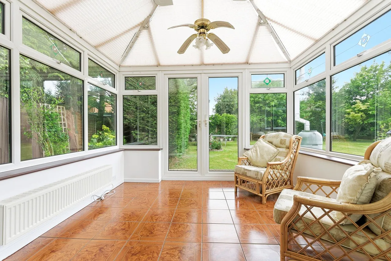 Norwood Lane, Iver, SL0, photo 11