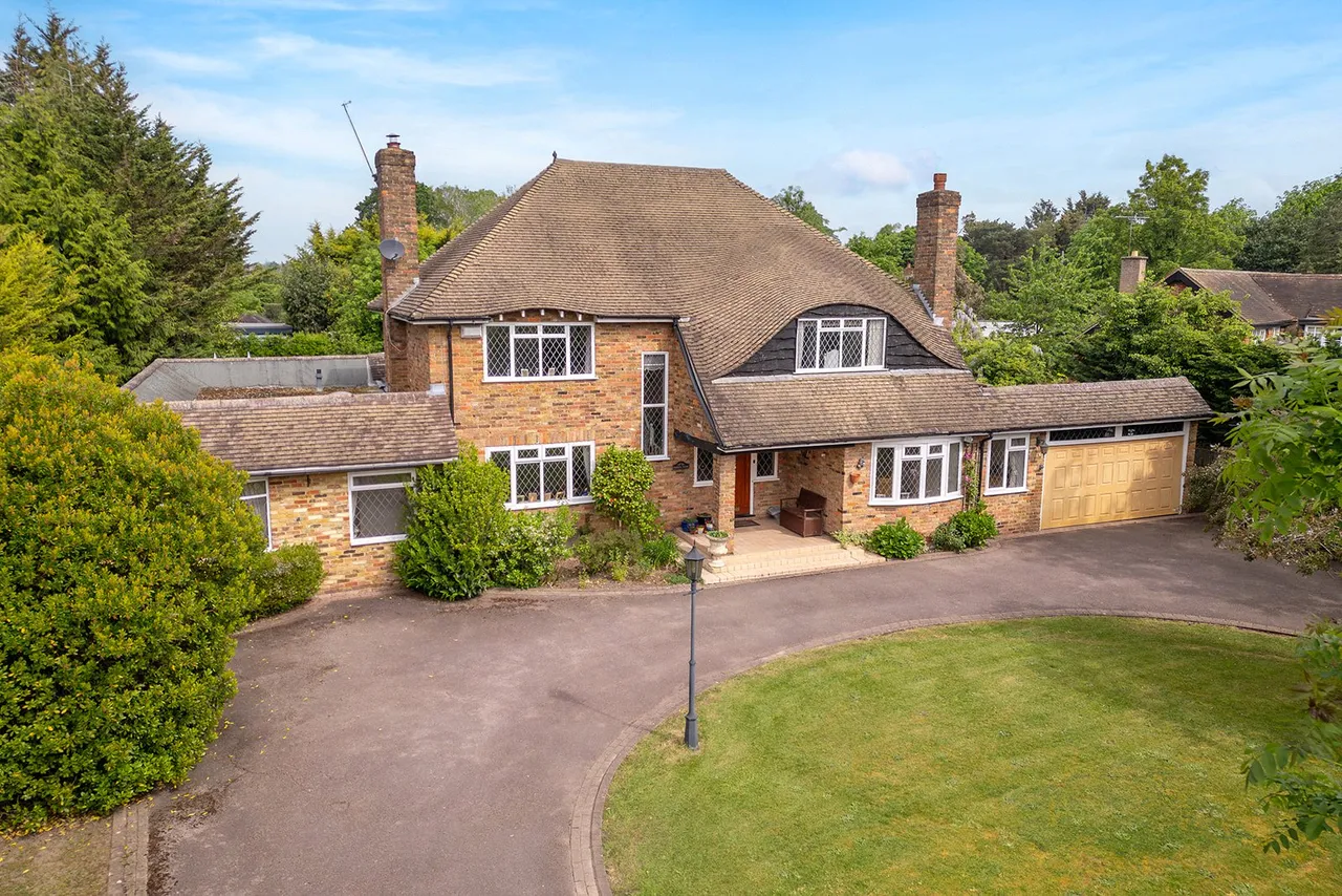 5 bed house for sale, Norwood Lane, Iver, SL0