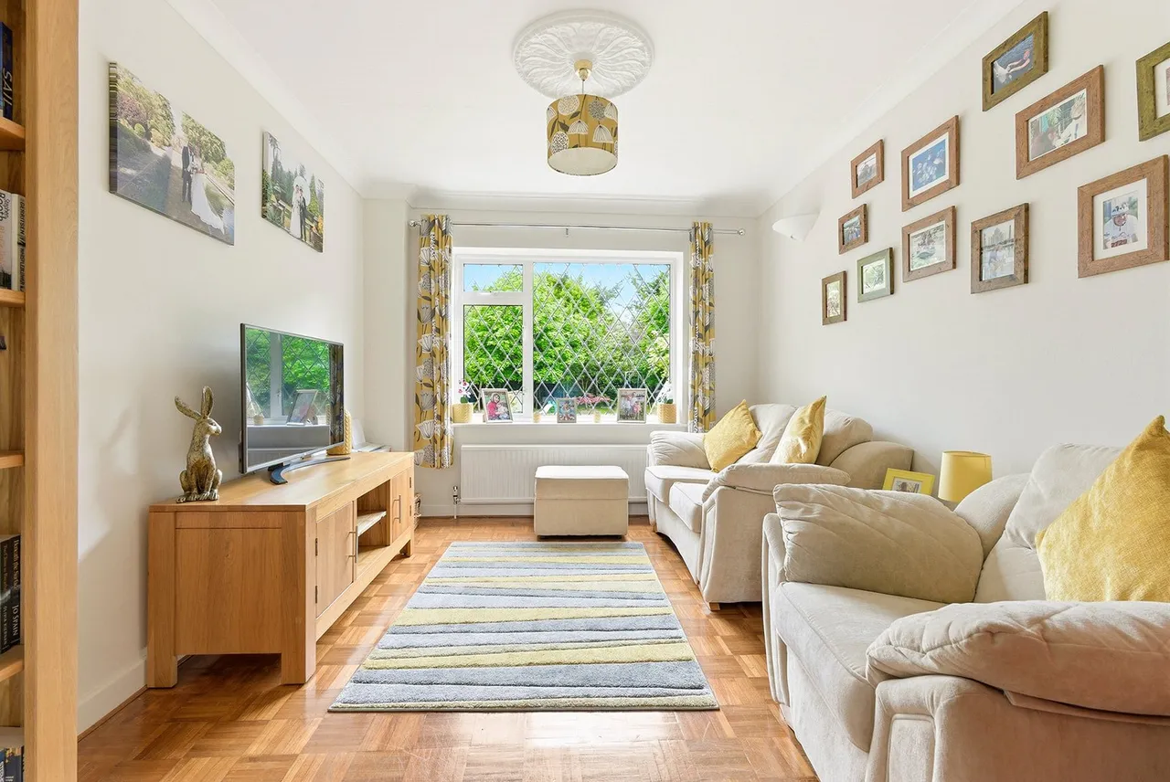 Norwood Lane, Iver, SL0, photo 9