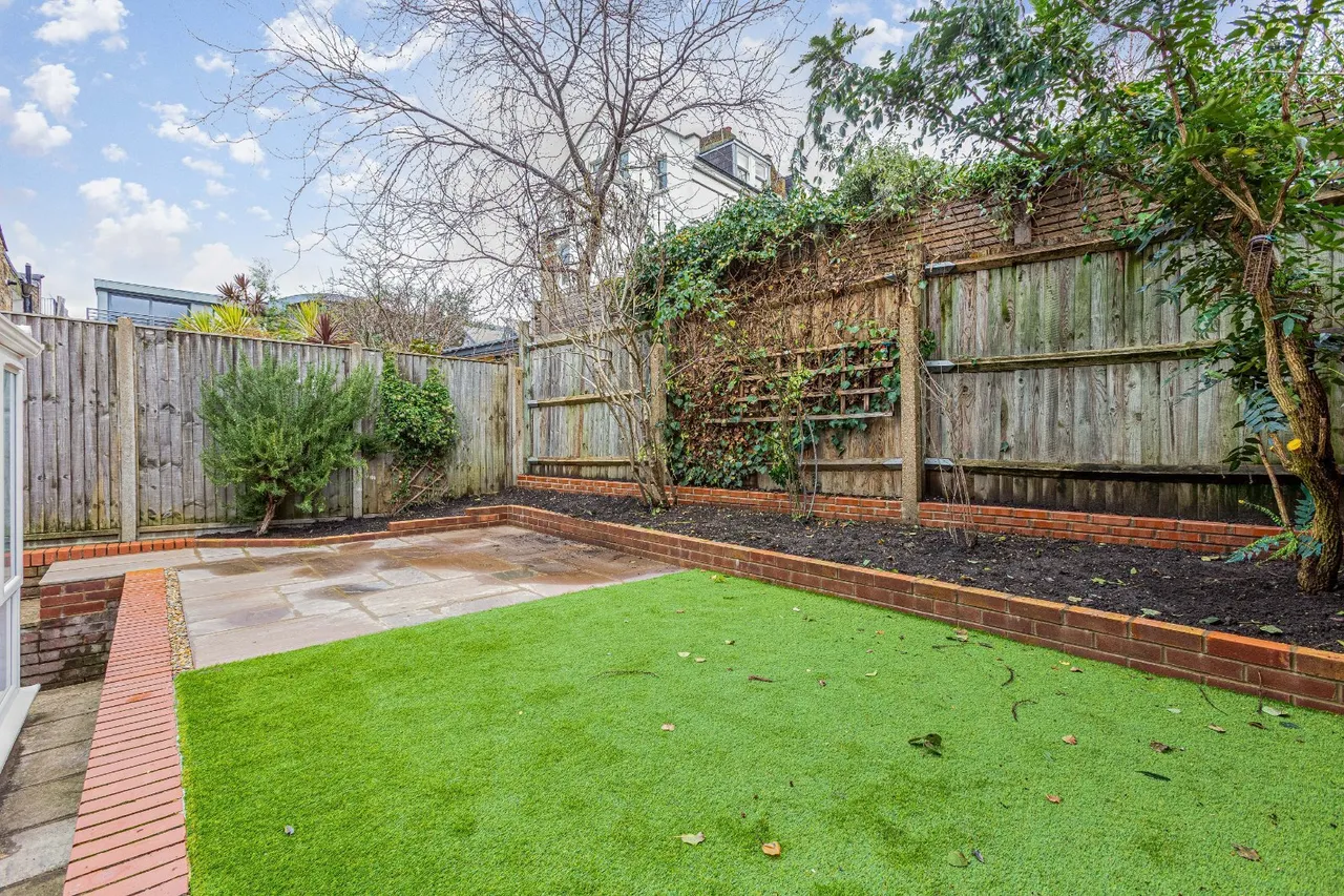Northcote Road, London, SW11, photo 5