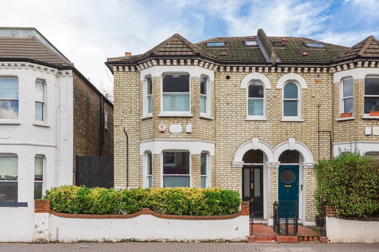 Northcote Road, London, SW11, photo 9