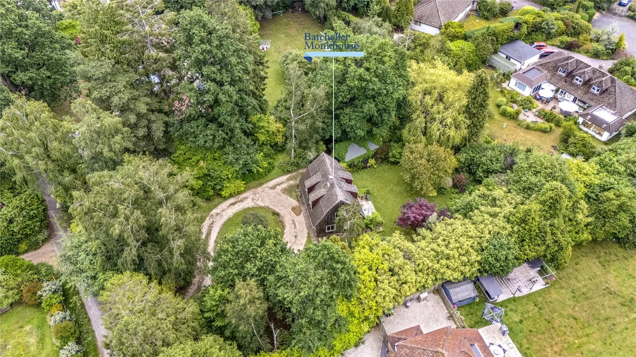 Crossways, West Chiltington, RH20, photo 26