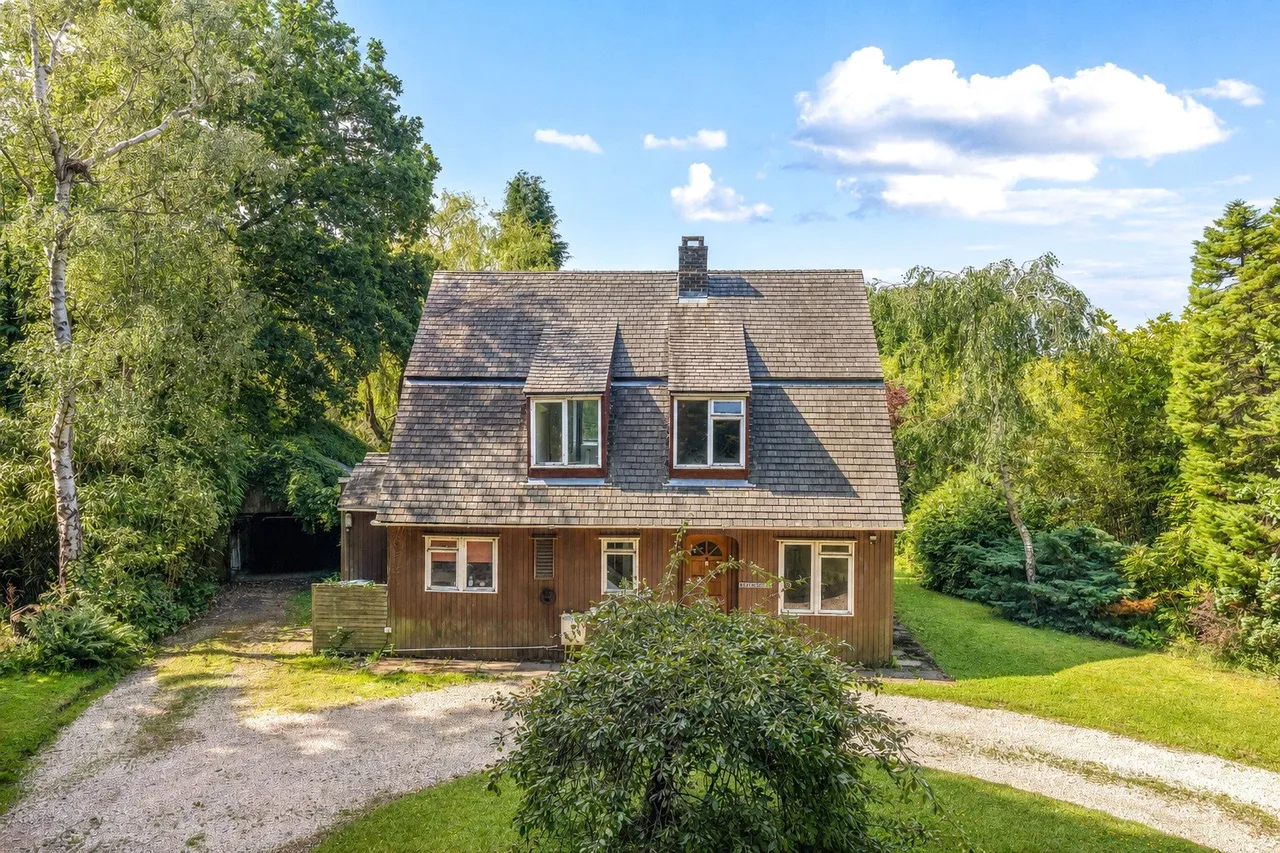 Crossways, West Chiltington, RH20, photo 27