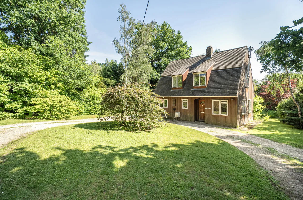 Crossways, West Chiltington, RH20, photo 21