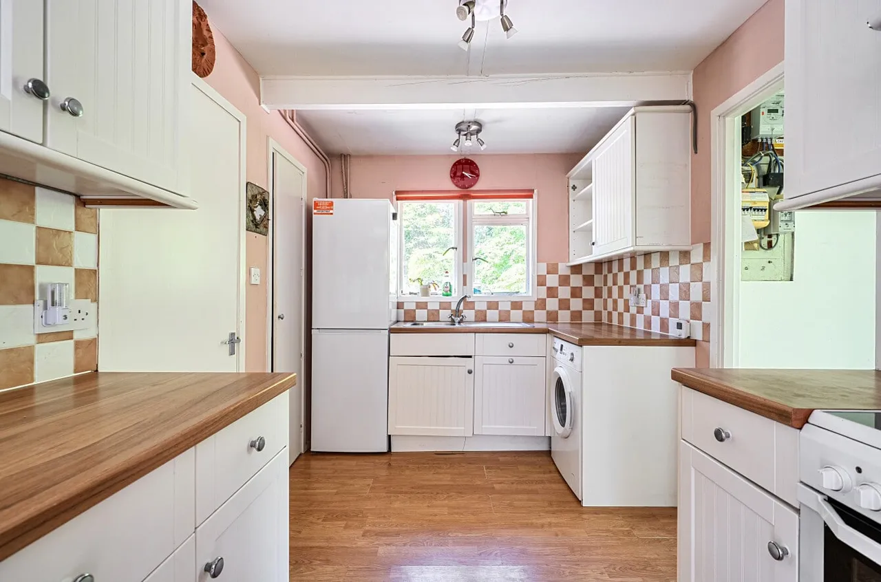 Crossways, West Chiltington, RH20, photo 9