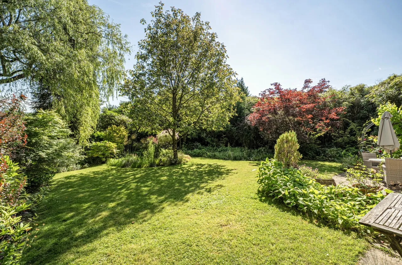 Crossways, West Chiltington, RH20, photo 4