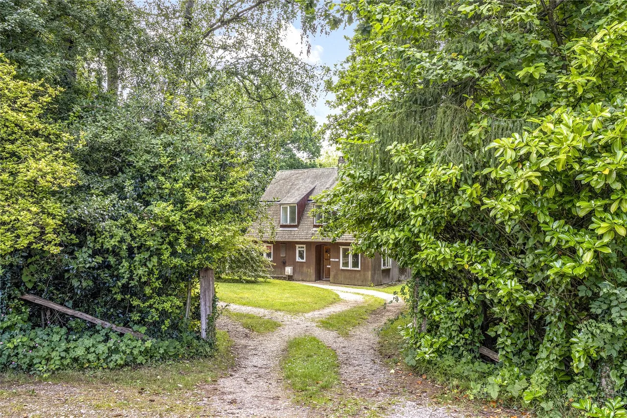 Crossways, West Chiltington, RH20, photo 29