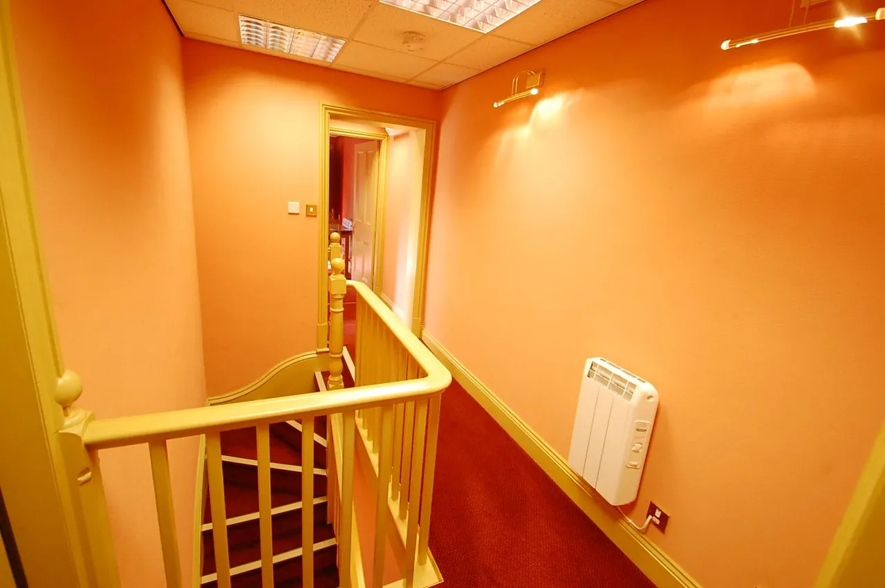 Victoria Road, Burton upon Trent, DE14, photo 8