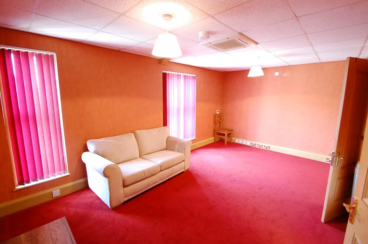 Victoria Road, Burton upon Trent, DE14, photo 4