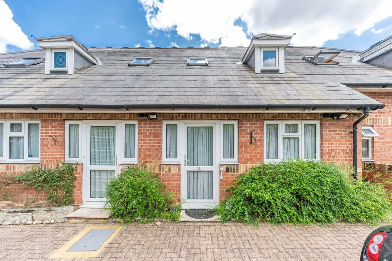14 Cherchefelle Mews, Green Lane, Stanmore, photo 10