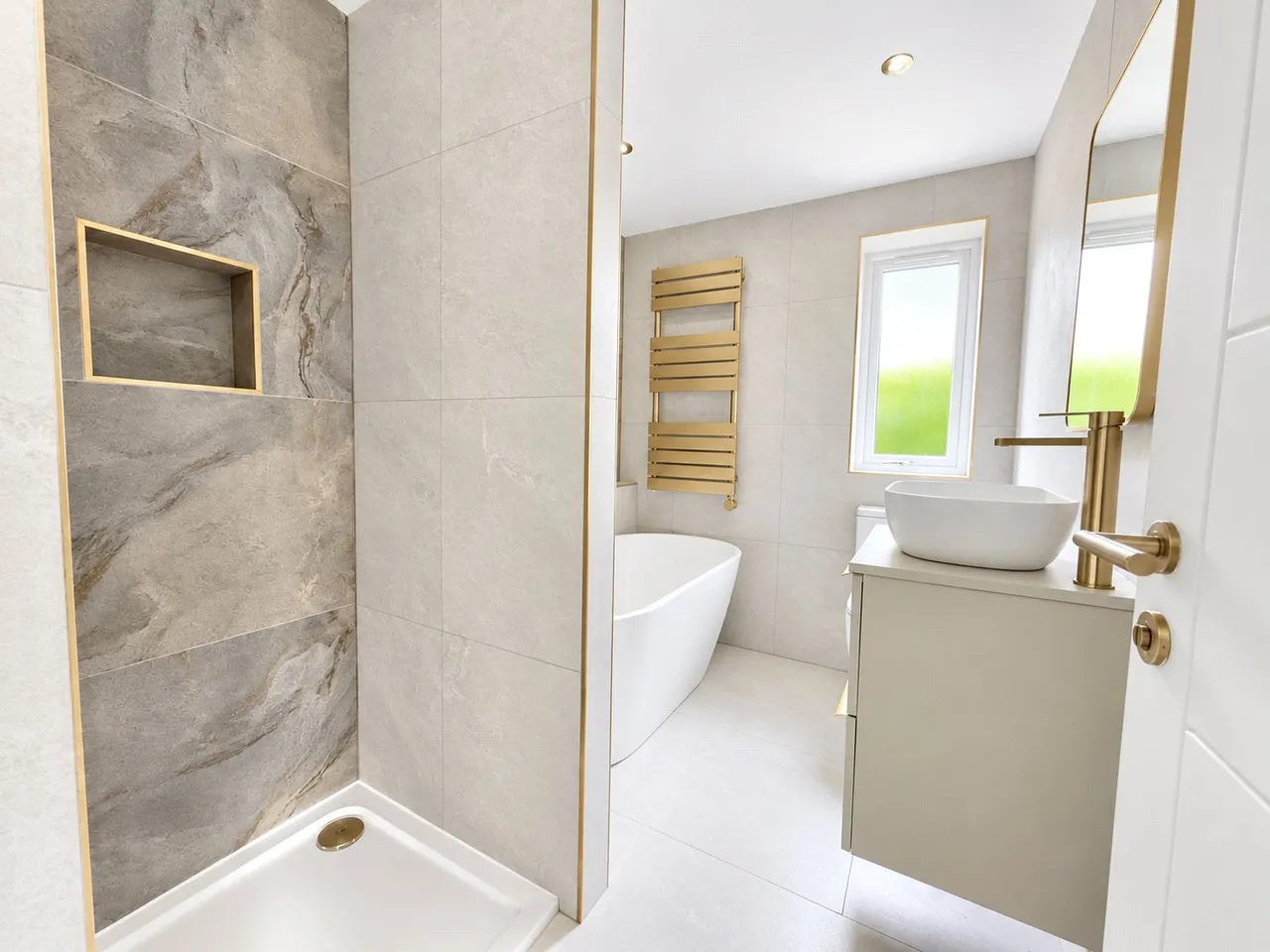 Low Wood Grove, Barnston, CH61, photo 8