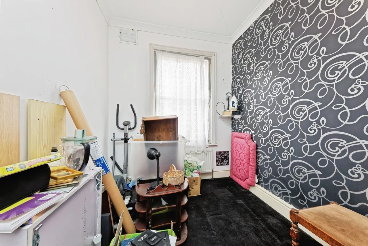 Wyndham Avenue, Margate, CT9, photo 11