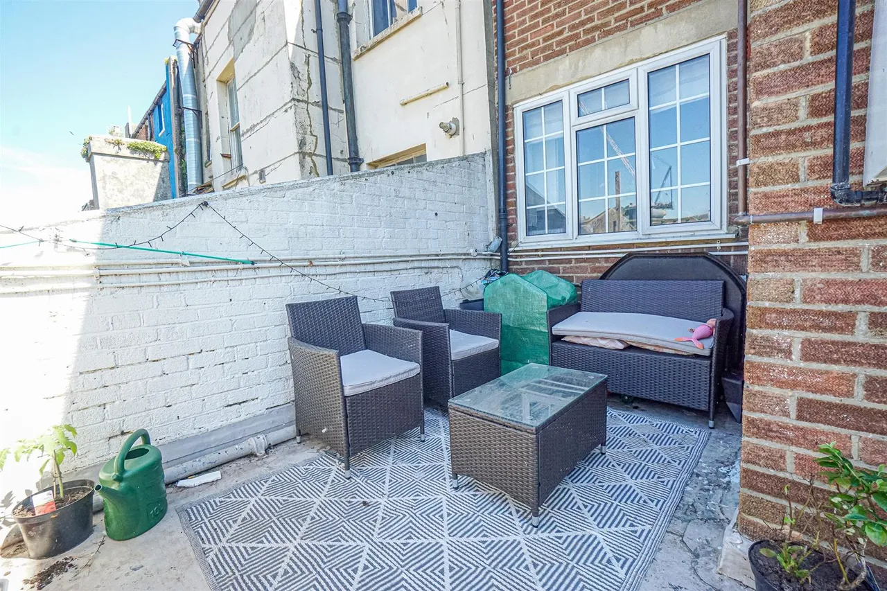 Queens Road, Hastings, photo 22