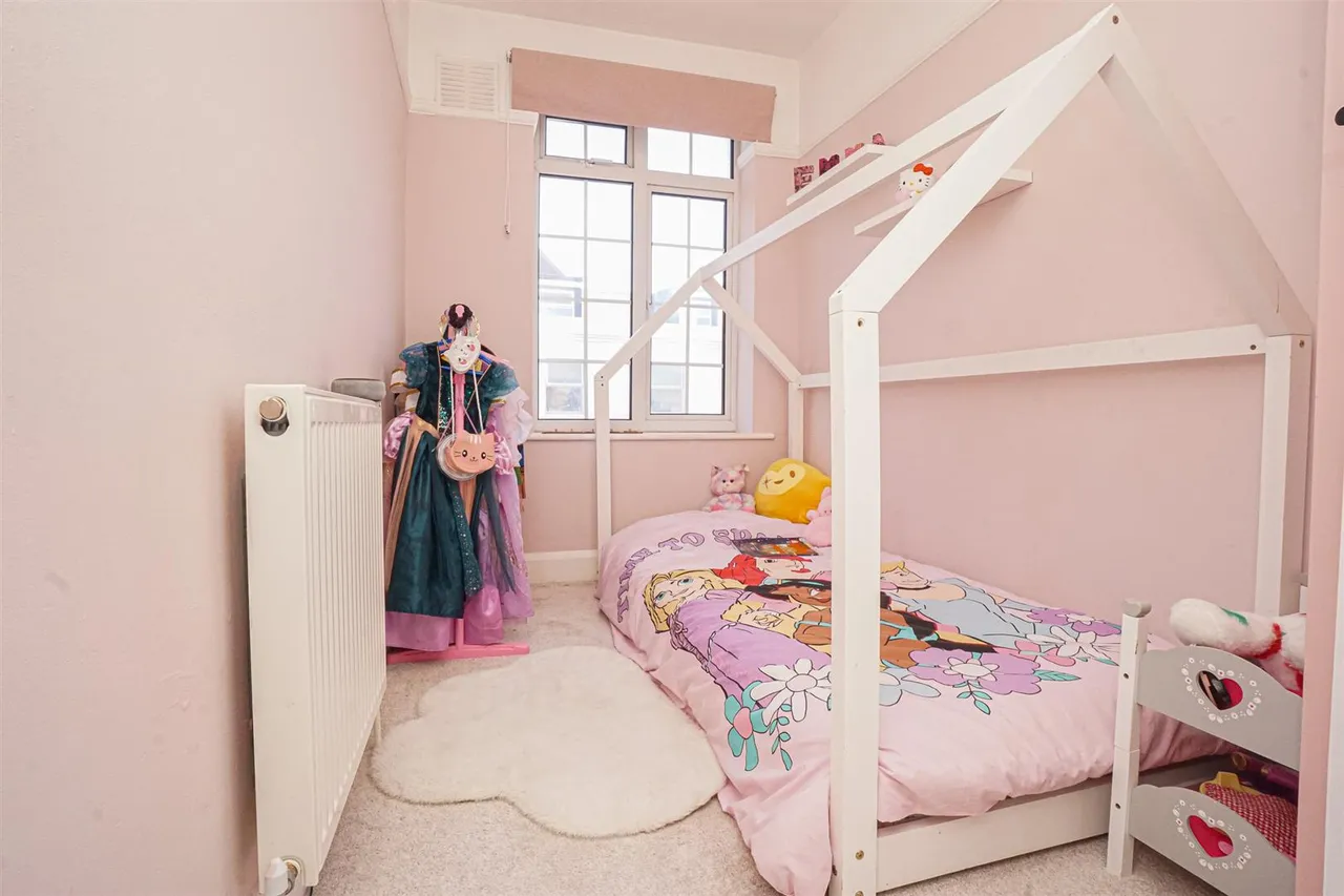 Queens Road, Hastings, photo 6