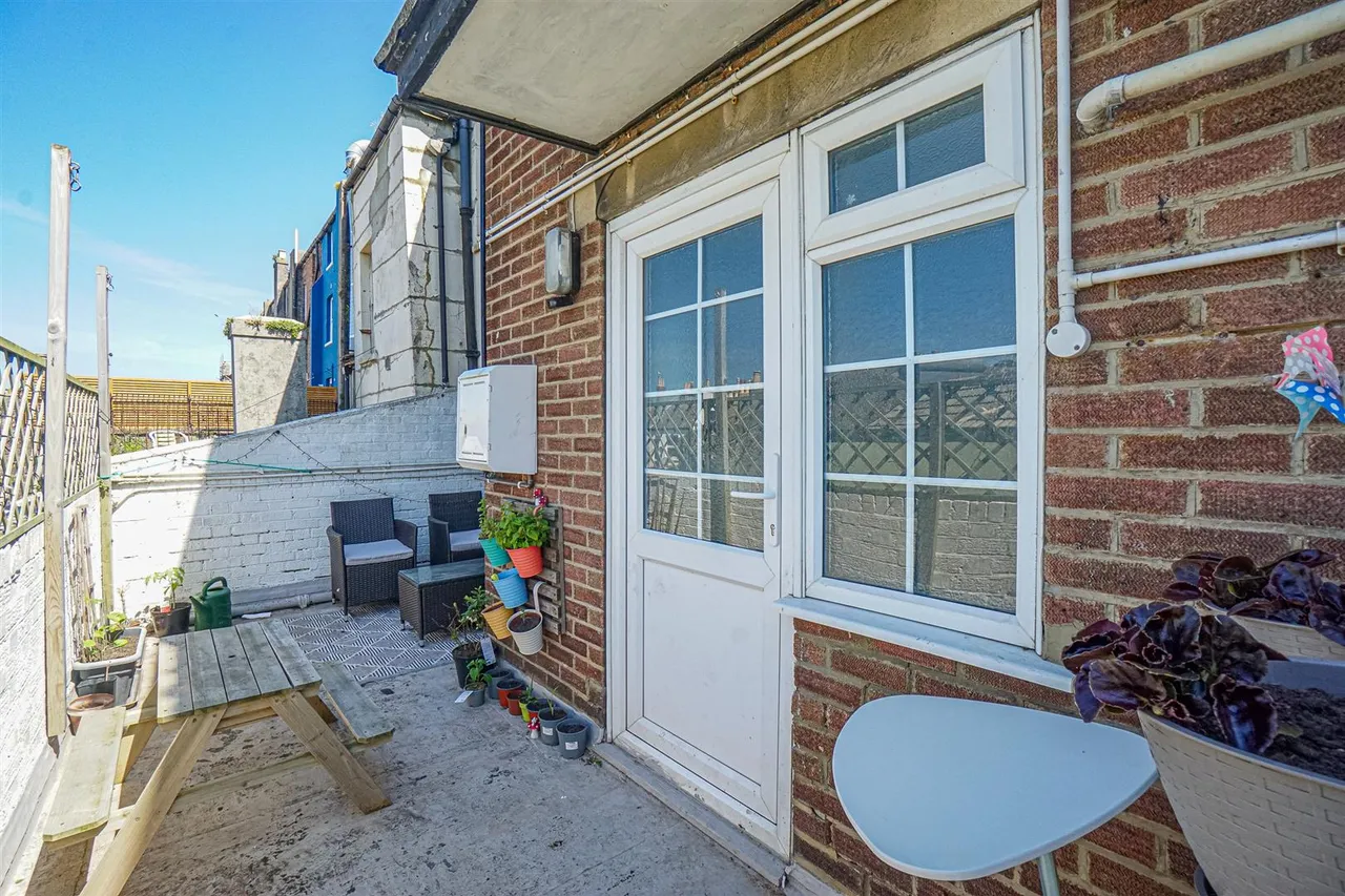 Queens Road, Hastings, photo 4