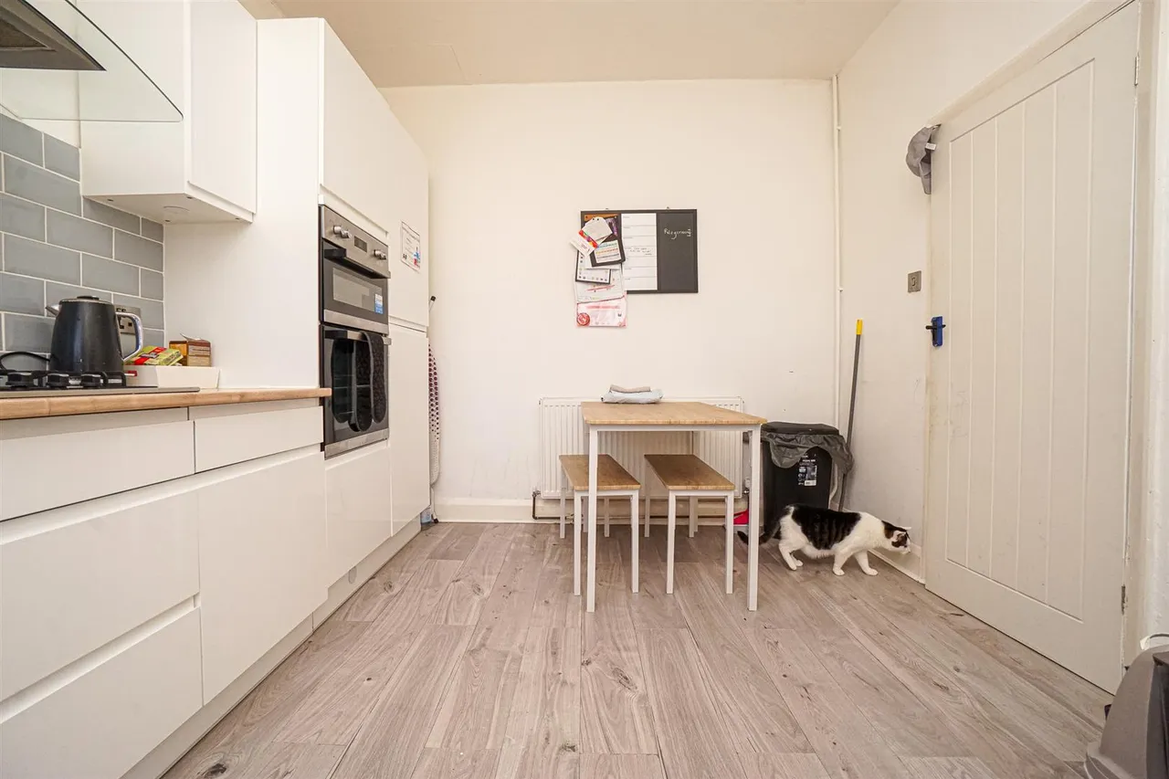 Queens Road, Hastings, photo 14