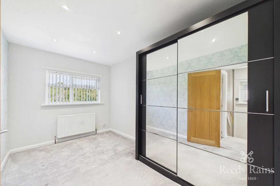 Walpole Road, Huddersfield, West Yorkshire, HD4, photo 8