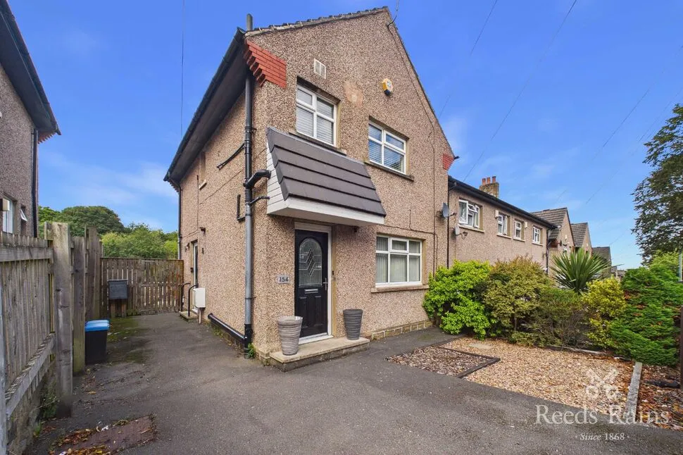 3 bed house for sale — Walpole Road, Huddersfield, West Yorkshire, HD4