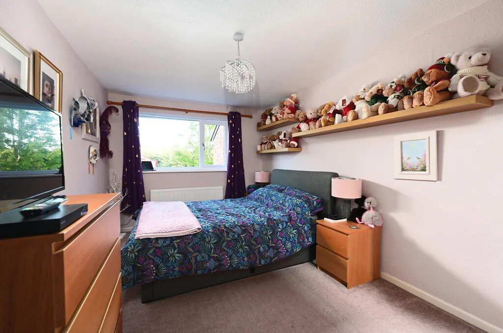 Christchurch Drive, Blackwater, GU17, photo 6