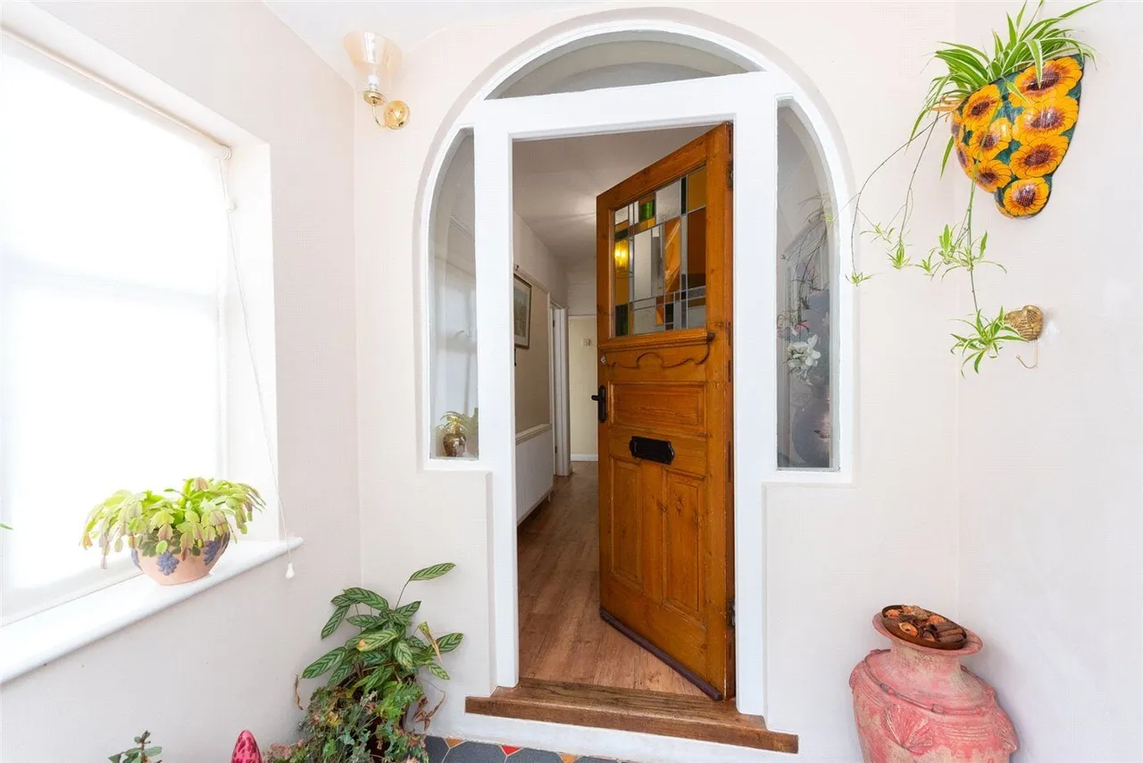 Church Lane, Arborfield, RG2, photo 3