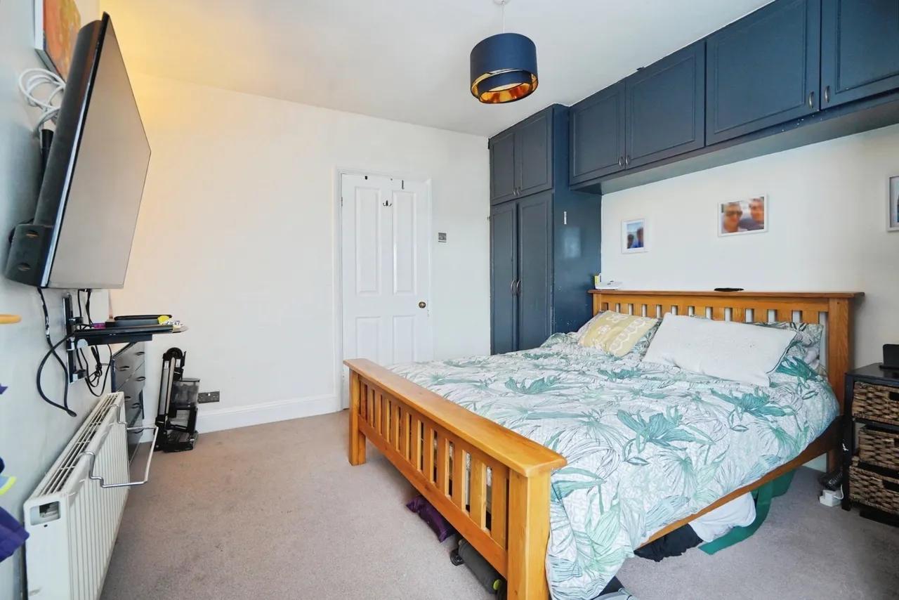 Field Lane, Burton-on-Trent, DE13, photo 5