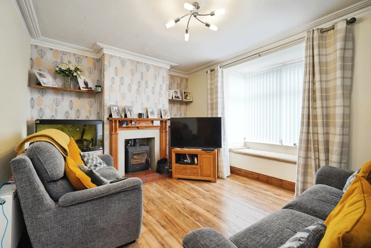 Field Lane, Burton-on-Trent, DE13, photo 2