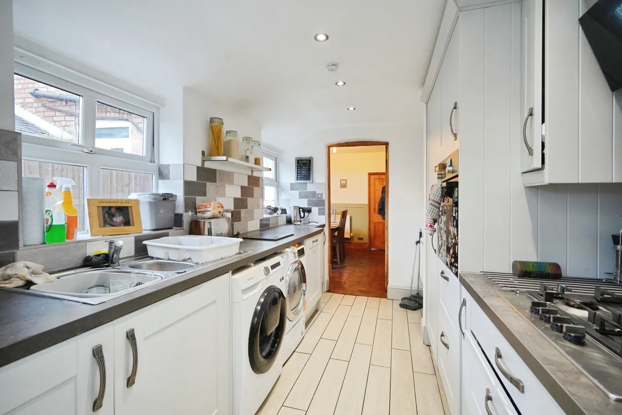 Field Lane, Burton-on-Trent, DE13, photo 4