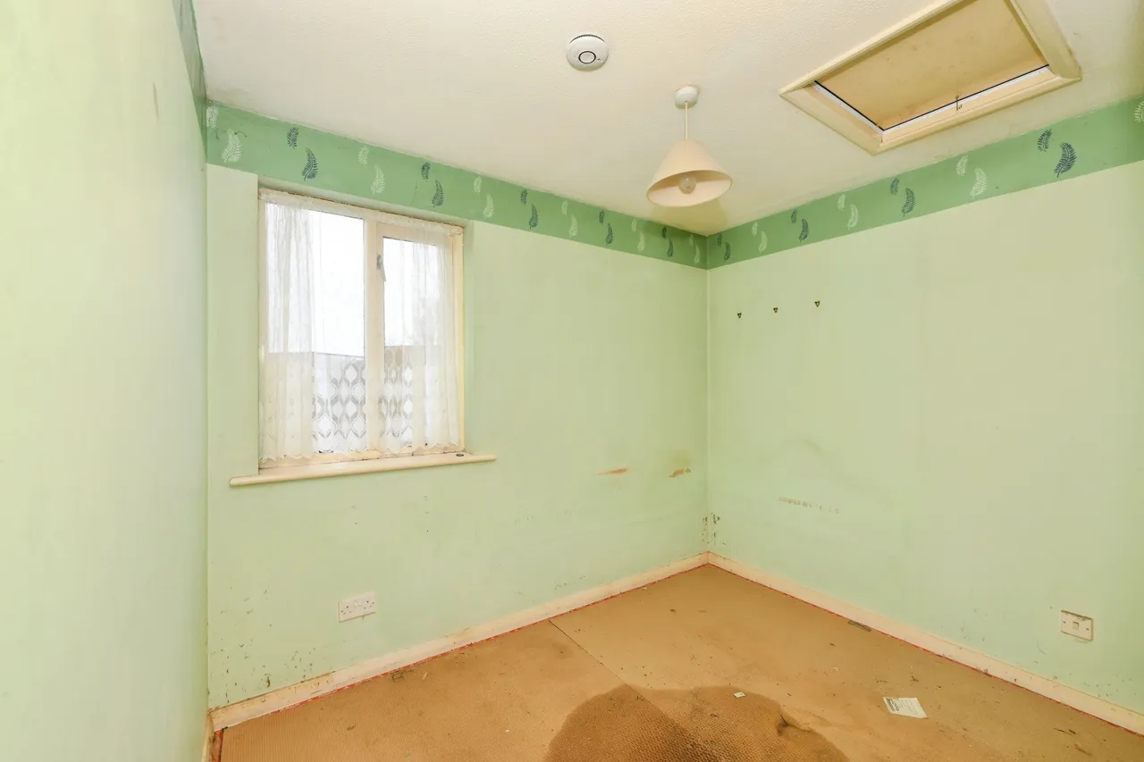 Magpie Close, Enfield, EN1, photo 15