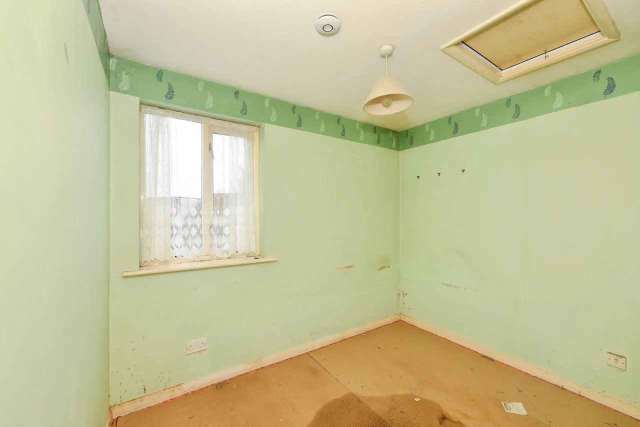 Magpie Close, Enfield, EN1, photo 12