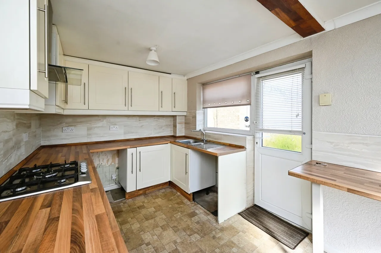 St. Peters Drive, Rainworth, Mansfield, Nottinghamshire, NG21, photo 5