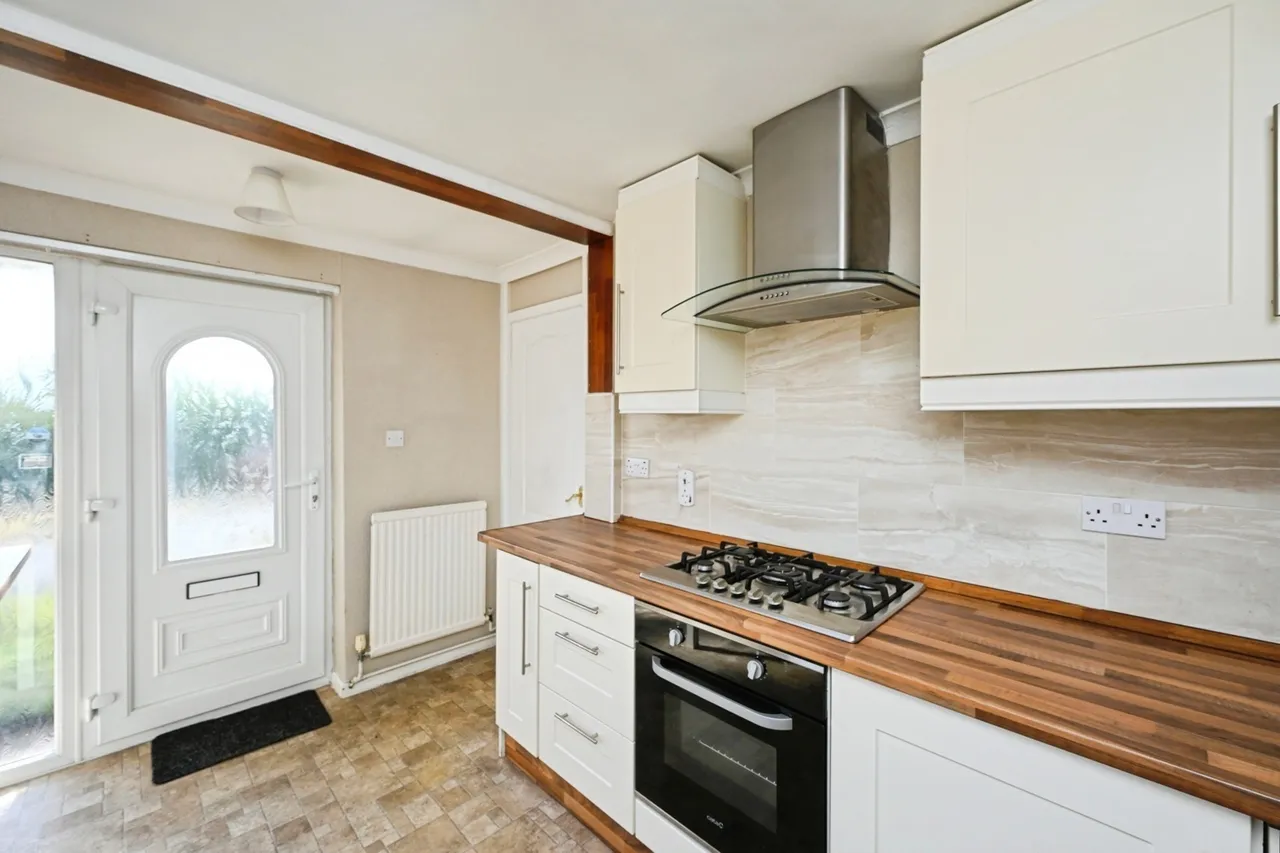 St. Peters Drive, Rainworth, Mansfield, Nottinghamshire, NG21, photo 6