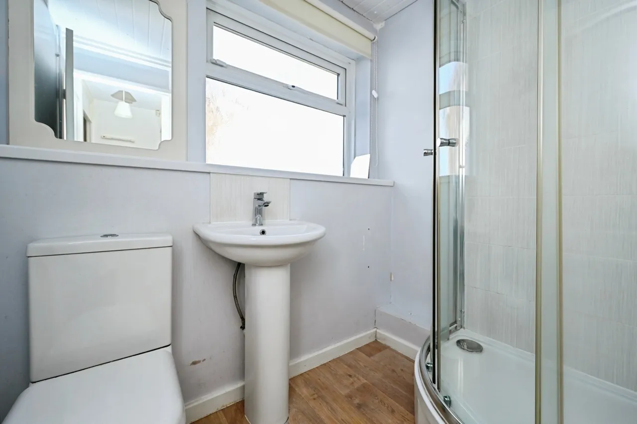 St. Peters Drive, Rainworth, Mansfield, Nottinghamshire, NG21, photo 14