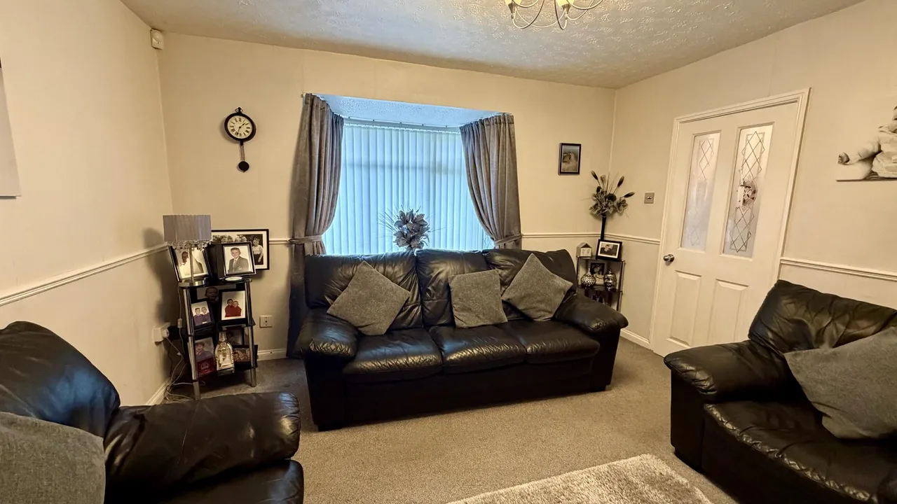 Broadstone Way, Bradford, BD4, photo 8