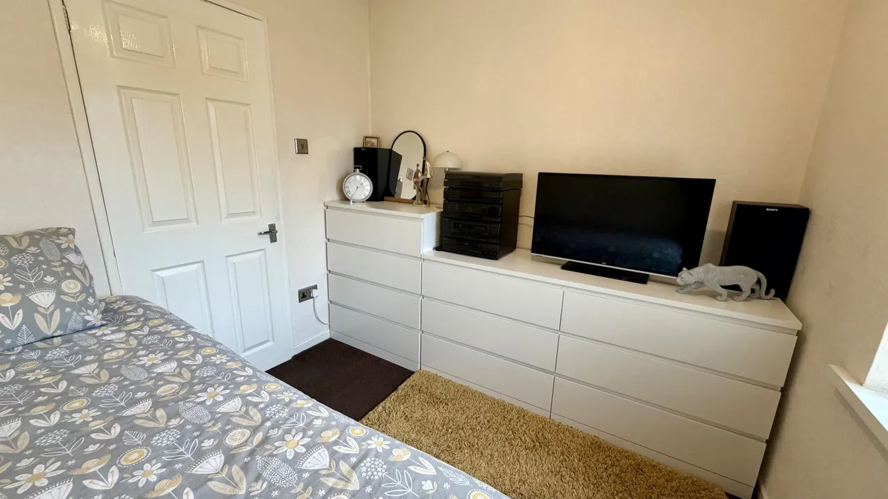 Broadstone Way, Bradford, BD4, photo 30