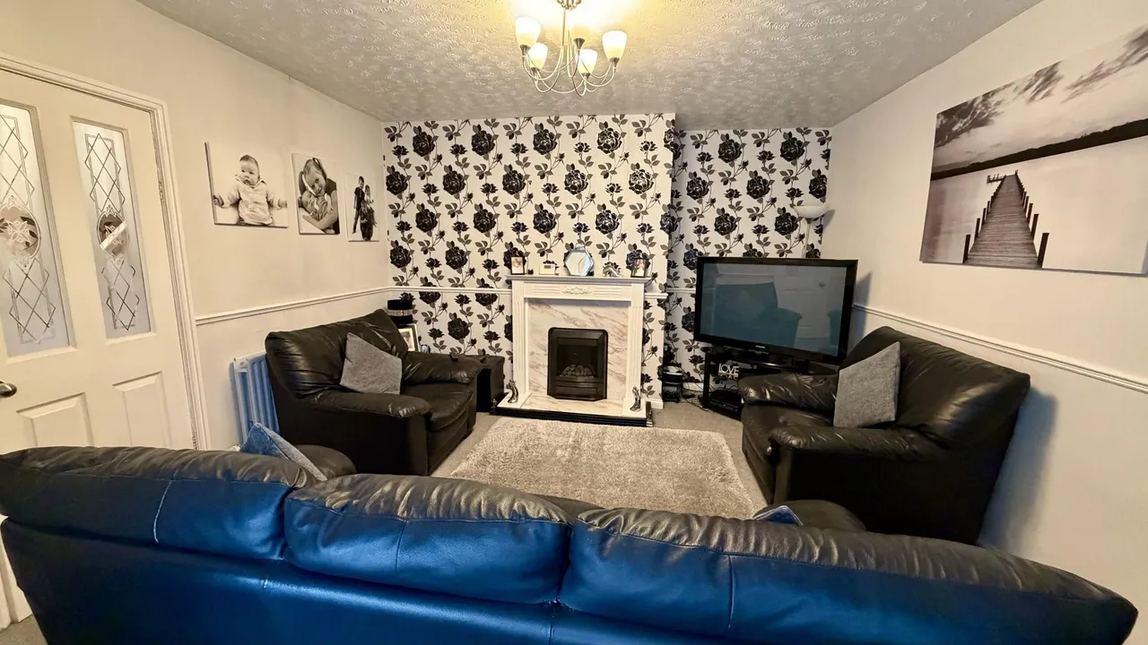 Broadstone Way, Bradford, BD4, photo 6