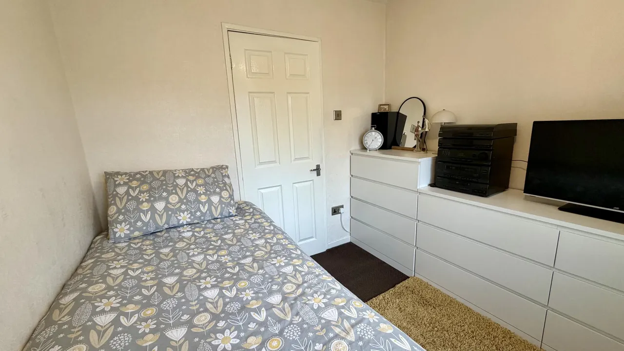 Broadstone Way, Bradford, BD4, photo 26