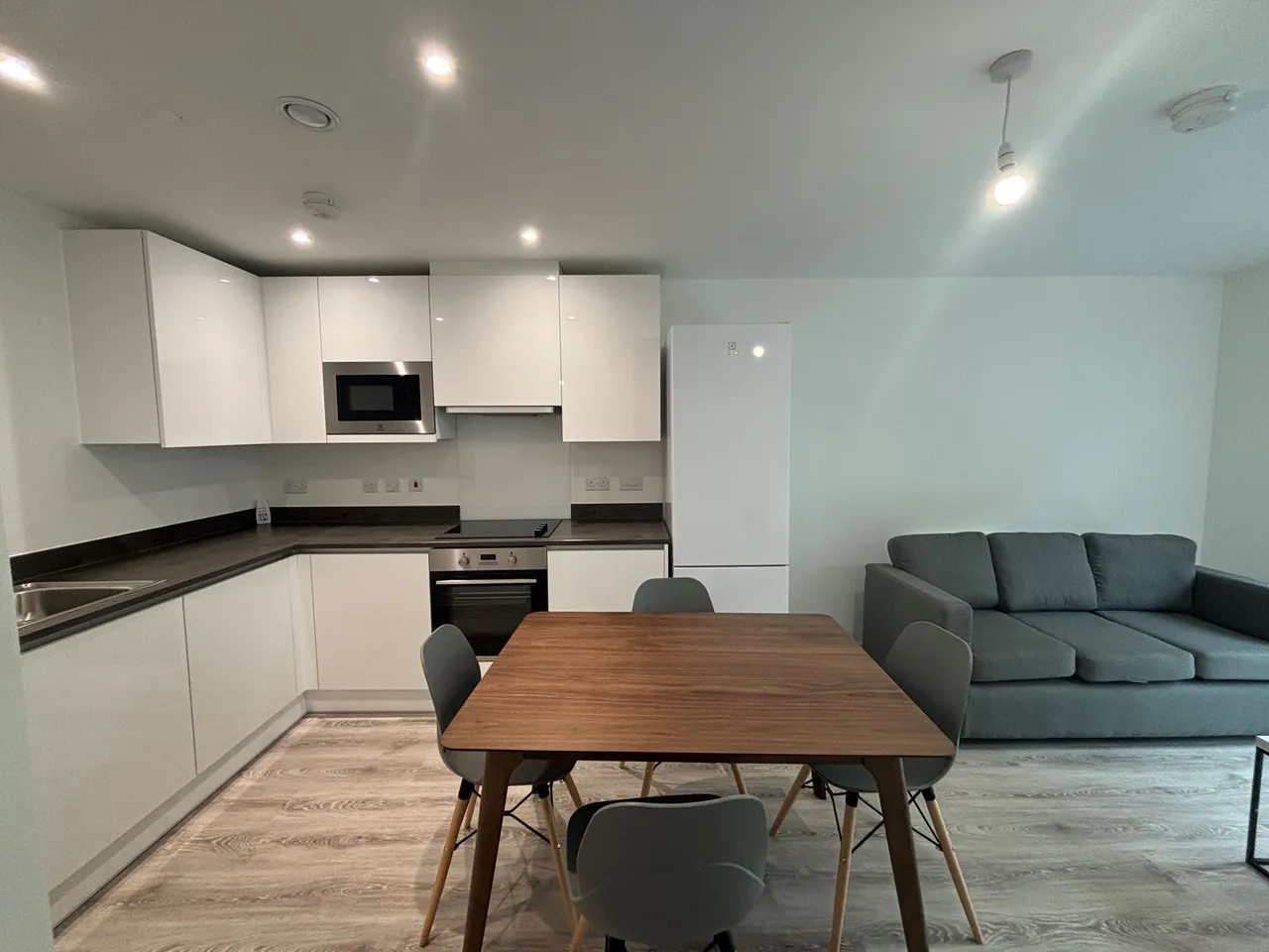 MacArthur House, DE1, photo 4