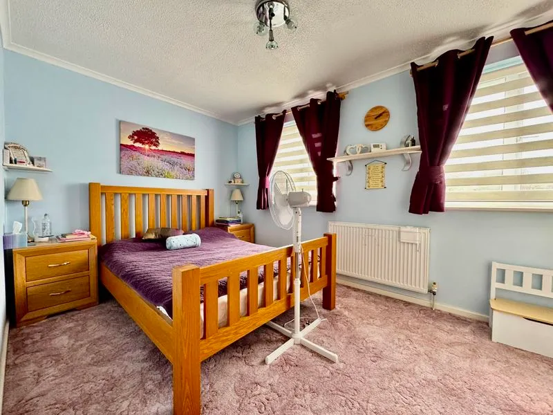 Milton Way Houghton Regis, Dunstable LU5 5UE, photo 11