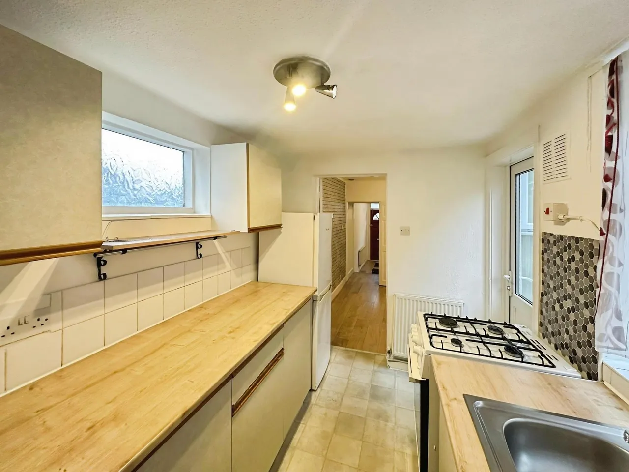 Cowper Street, Luton, LU1, photo 2